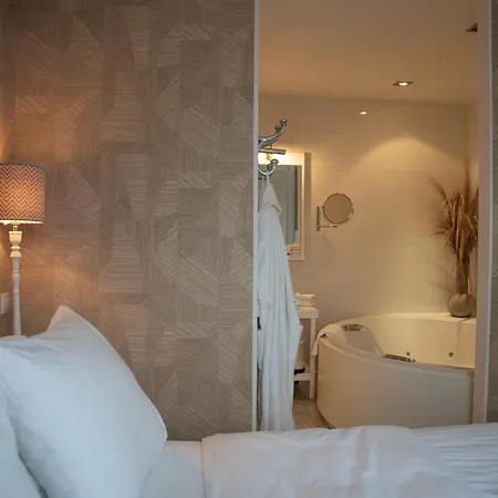 布利斯精品酒店