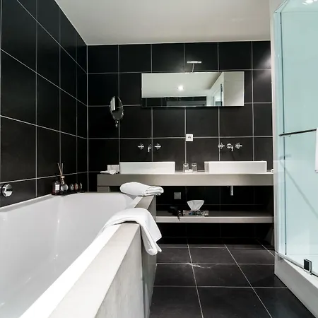 布利斯精品酒店 4* 布雷达